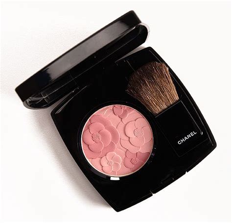 Sneak Peek: Chanel Spring 2015 Collection Photos & Swatches